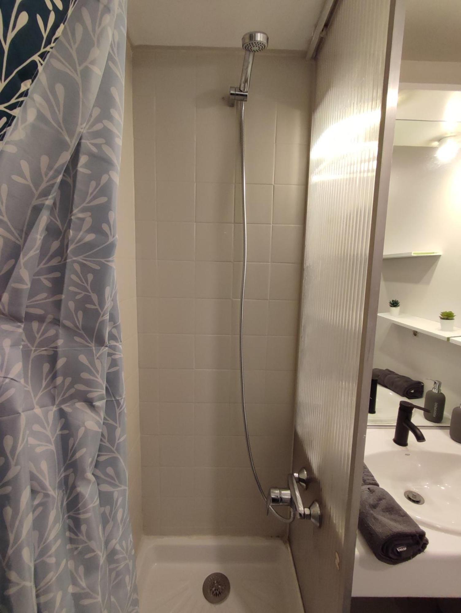 Appartement Climatise Tout Equipe A 6Min De La Gare St Charles Marseille Exterior photo